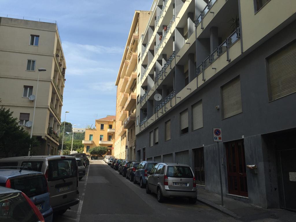 B&B Cagliari City Екстер'єр фото
