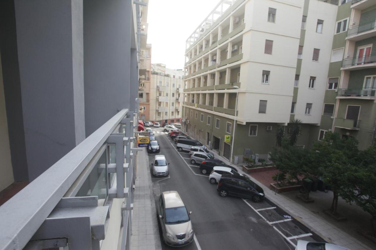B&B Cagliari City Екстер'єр фото
